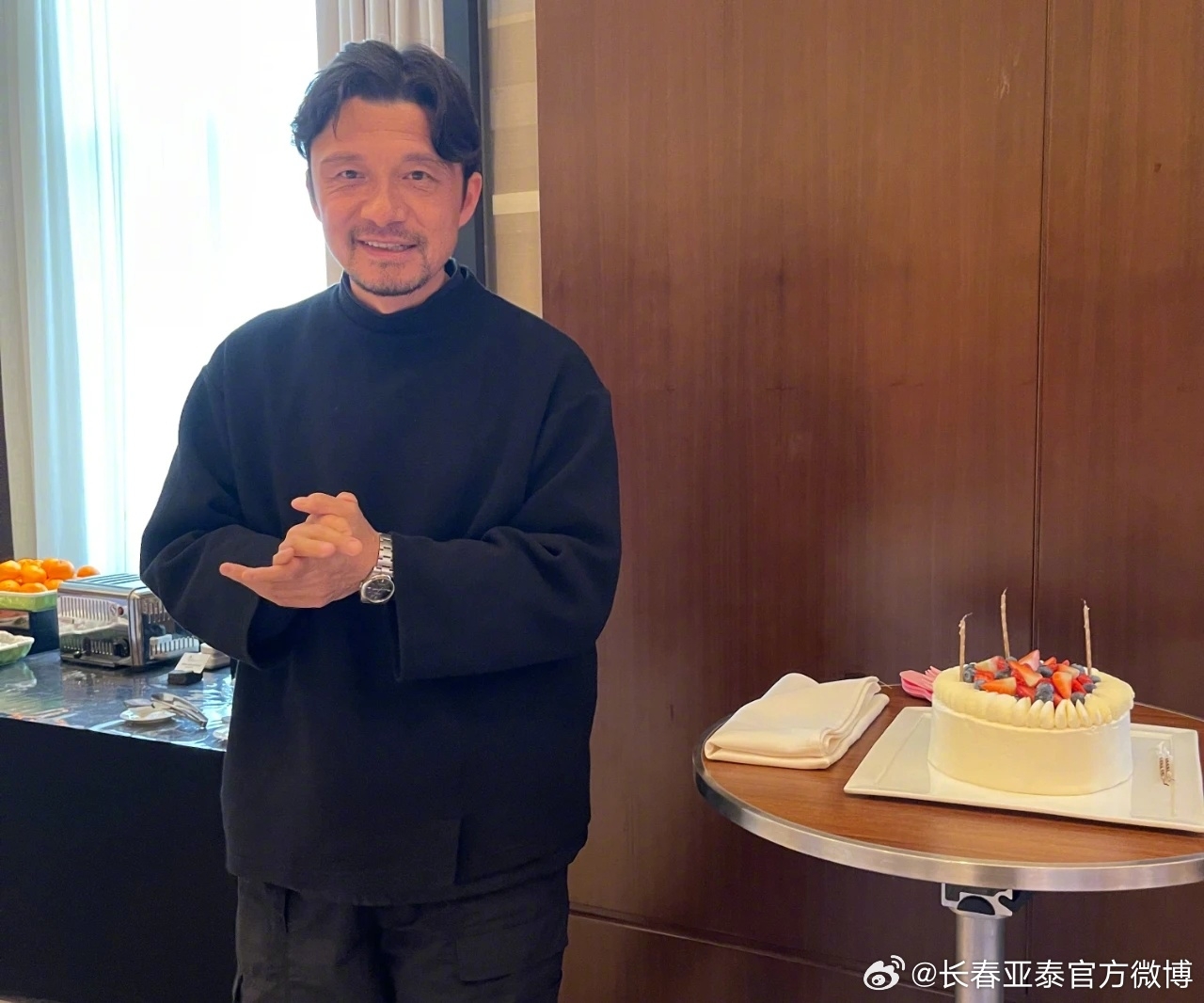  謝指導(dǎo)生日快樂(lè)！