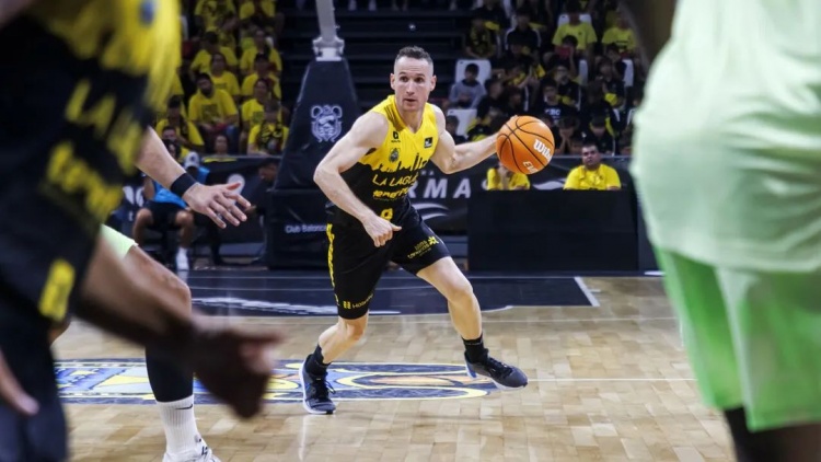  NBA初代老六，42歲進(jìn)入生涯巔峰？！